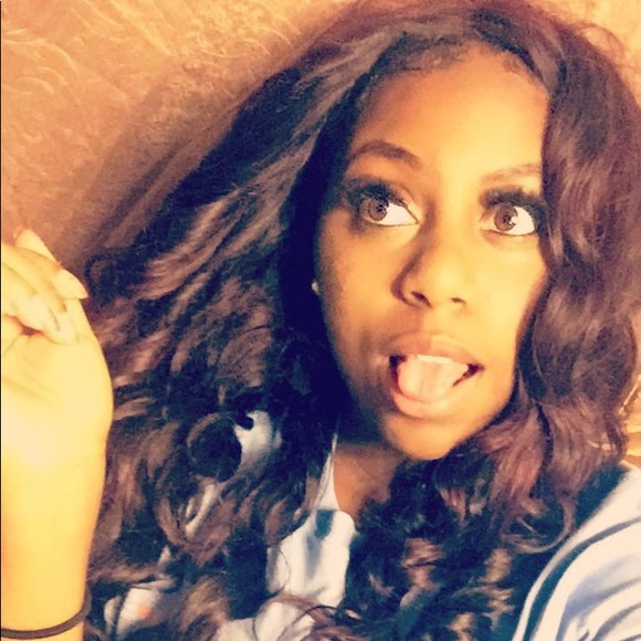 Meet your Posher, Destiny - Picture 3 of 3